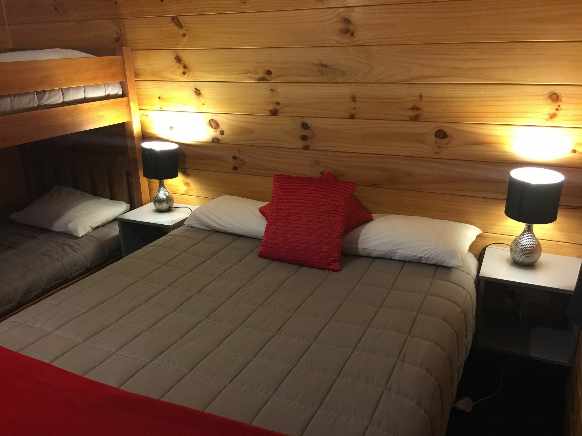 Greymouth Seaside Top 10 Holiday Park Экстерьер фото
